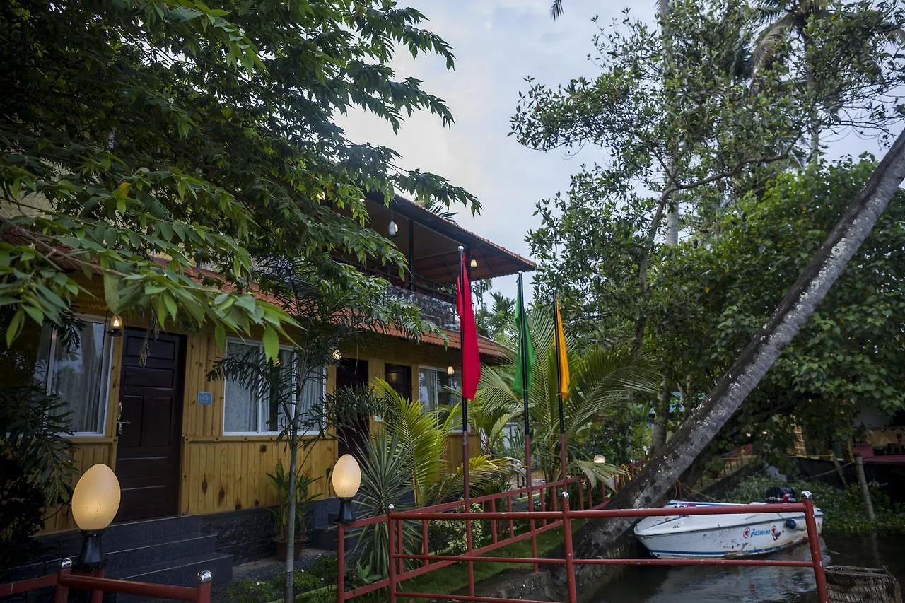 Bed & Breakfast The Lake Paradise Boutique Resort Alappuzha