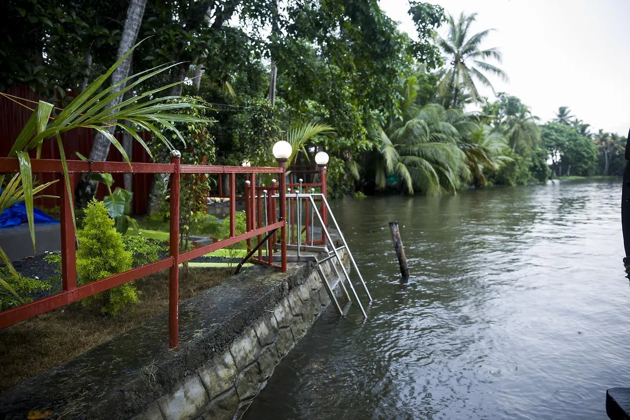 The Lake Paradise Boutique Resort Alappuzha