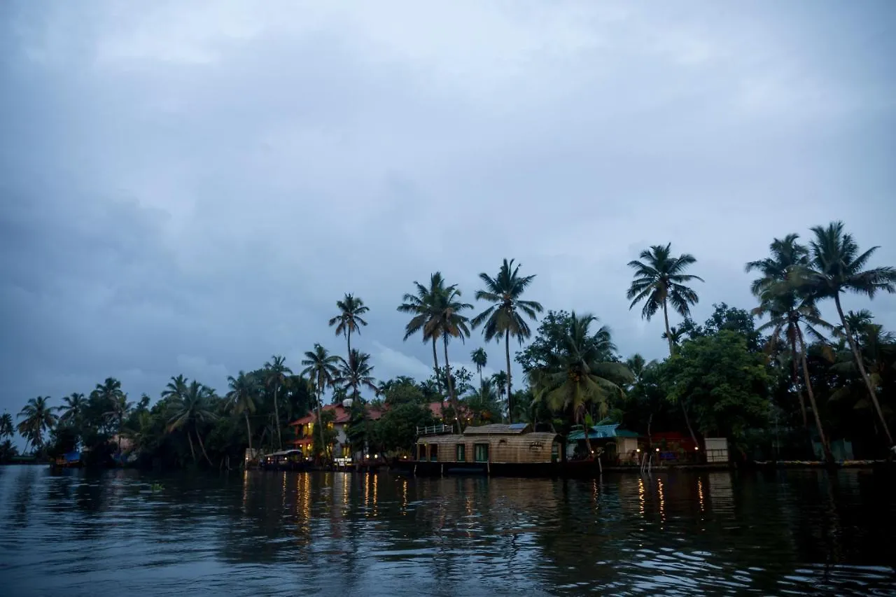 The Lake Paradise Boutique Resort Alappuzha 0*,  India