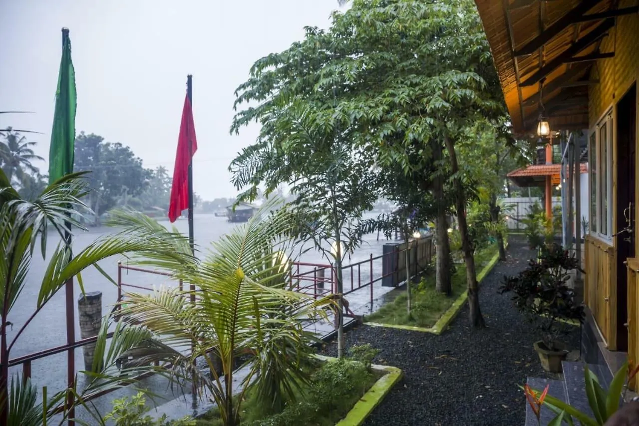 The Lake Paradise Boutique Resort Alappuzha Bed & Breakfast